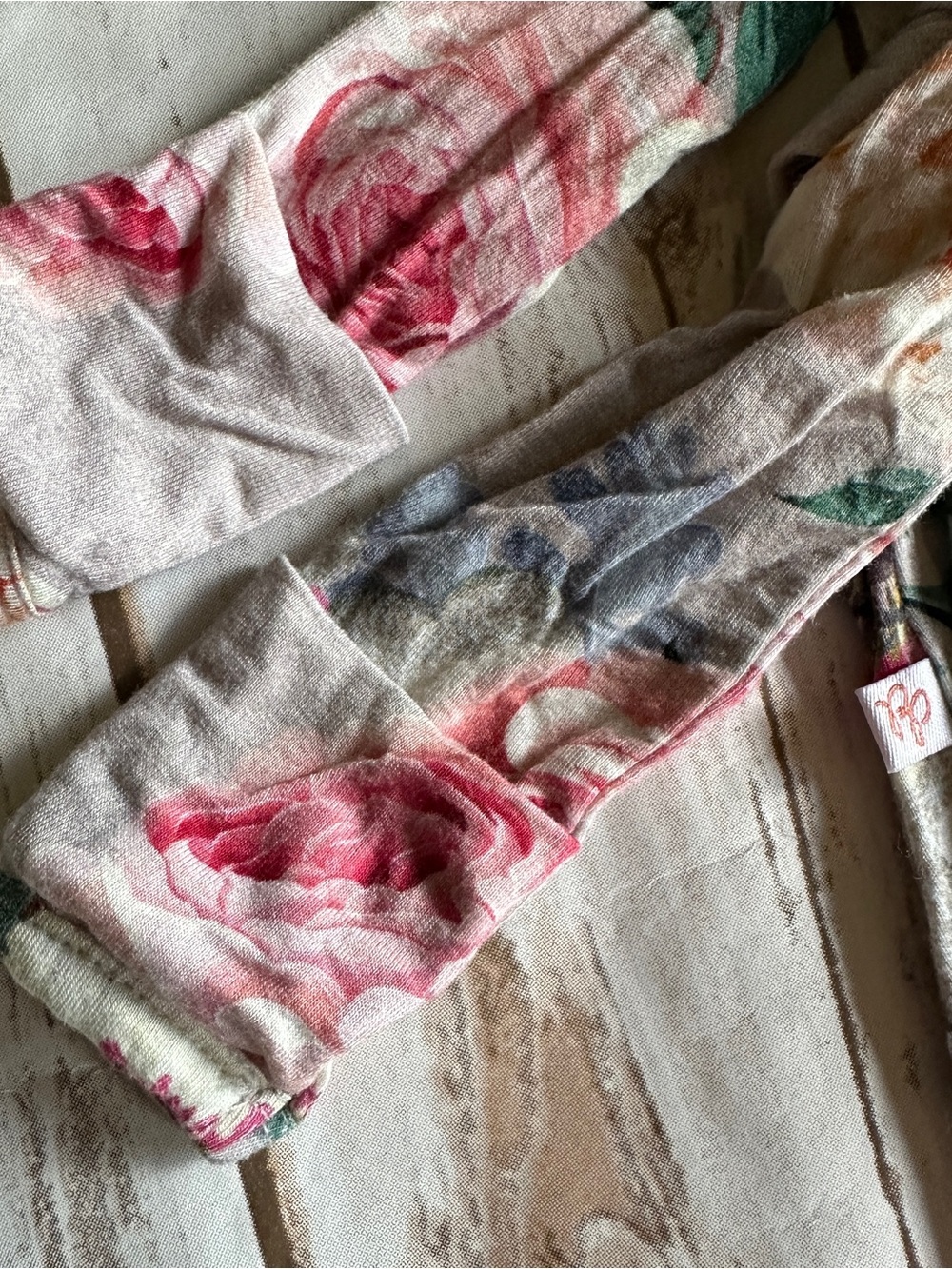 Posh peanut floral romper vguc 0/3 - Picture 9 of 9